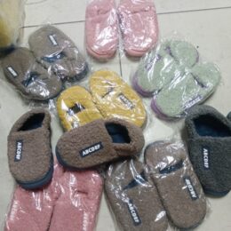 Indoor and Outdoor Leisure Slippers